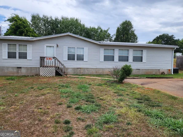 370 Adams Clarke Rd, Commerce, GA 30530