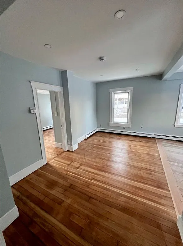 2 Mill St — Photo 4