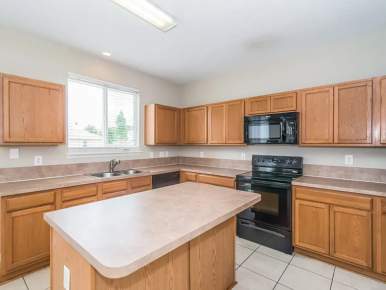 2300 Justin Lake Dr — Photo 6