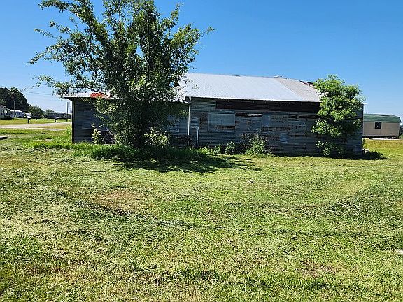 3rd image of 4906 Bens Cir