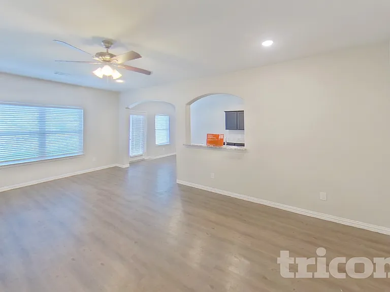 101 Cornell Ave — Photo 2