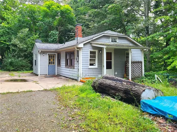 3120 E Waterloo Rd, Akron, OH 44312