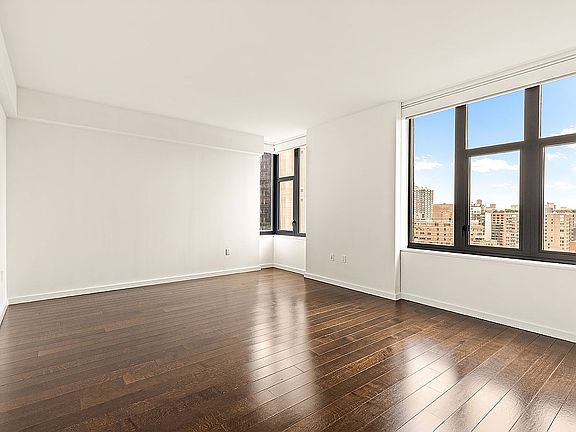 4th image of 591 3rd Ave APT 20C