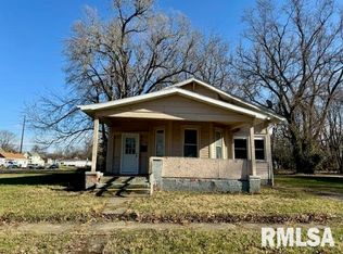 804 S 13th St, Springfield, IL 62703