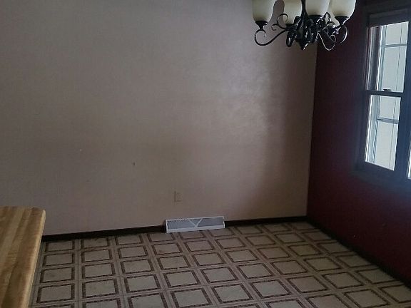 4th image of 1845 N Beaver Trail Dr