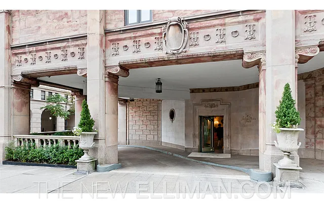 Sold by Douglas Elliman | media 18