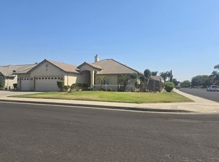 2095 Independence Pl, Hanford, CA 93230