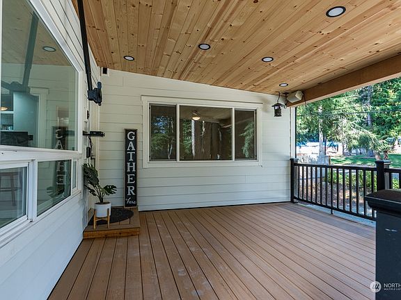 5th image of 2812 Huckleberry Lane