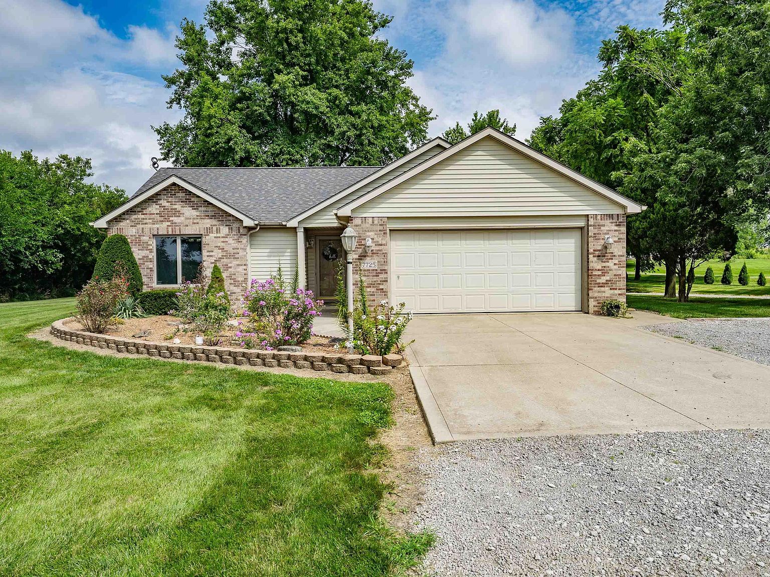 7725 E 150 N, Churubusco, IN 46723 Zillow