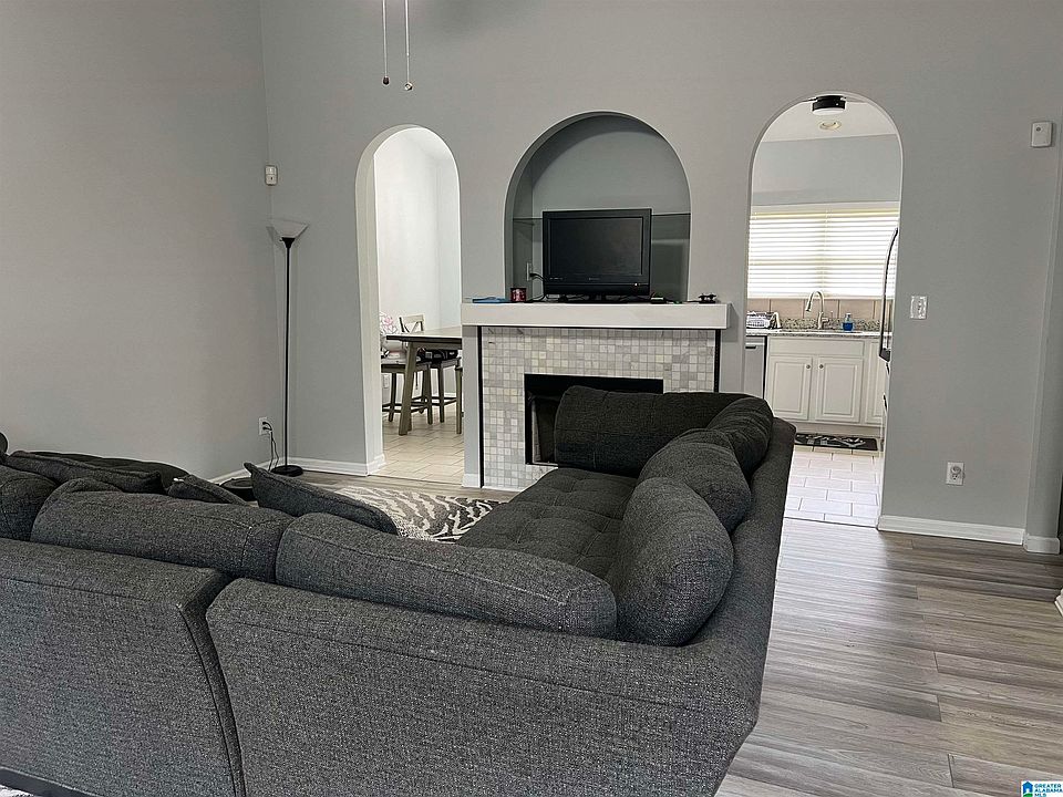 2nd image of 5265 Cottage Cir