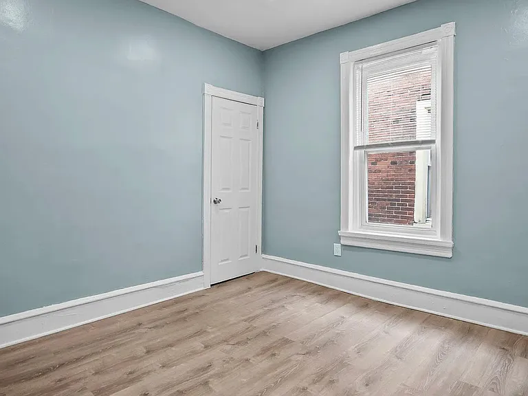 5322 Spruce St — Photo 11