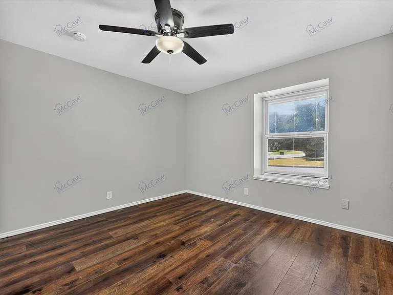 4900 Ledgestone Dr — Photo 15