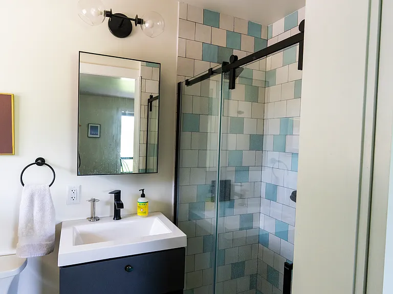 Brand new bathroom (shower only/no tub)