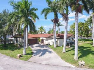 111 SW 52nd Ter, Cape Coral, FL 33914