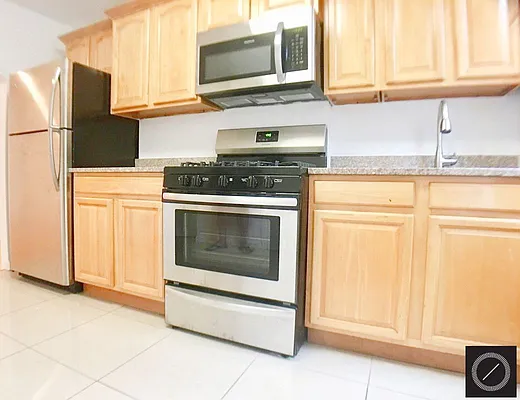 Rented by Compass | media 13