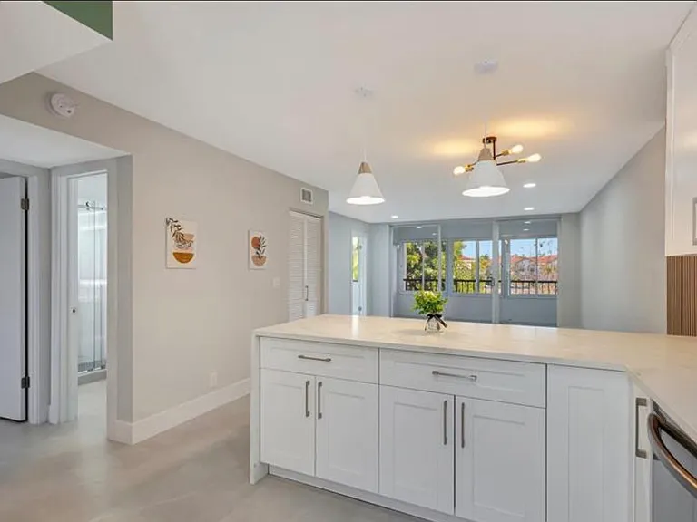 4090 Tivoli Ct #1 — Photo 3