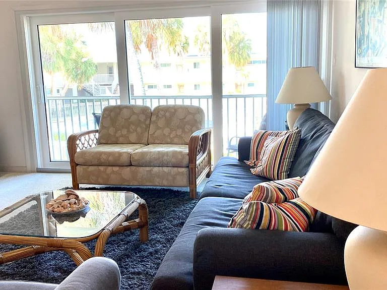 500 S Washington Dr #24B — Photo 9