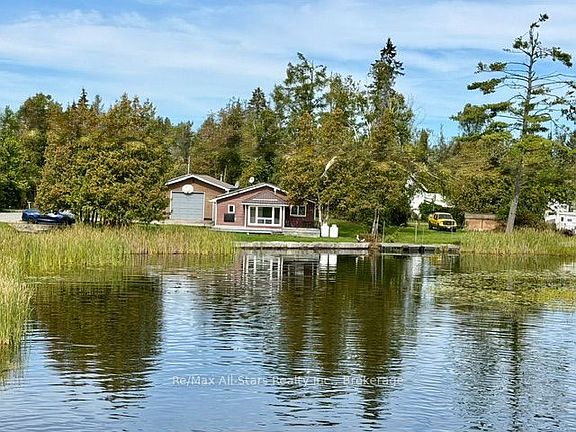 2nd image of 18 Bass Lake Rd