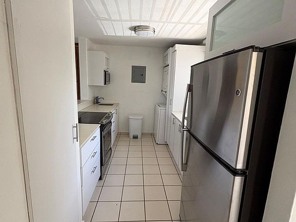 2nd image of Cond Portales De San Juan APT O-217