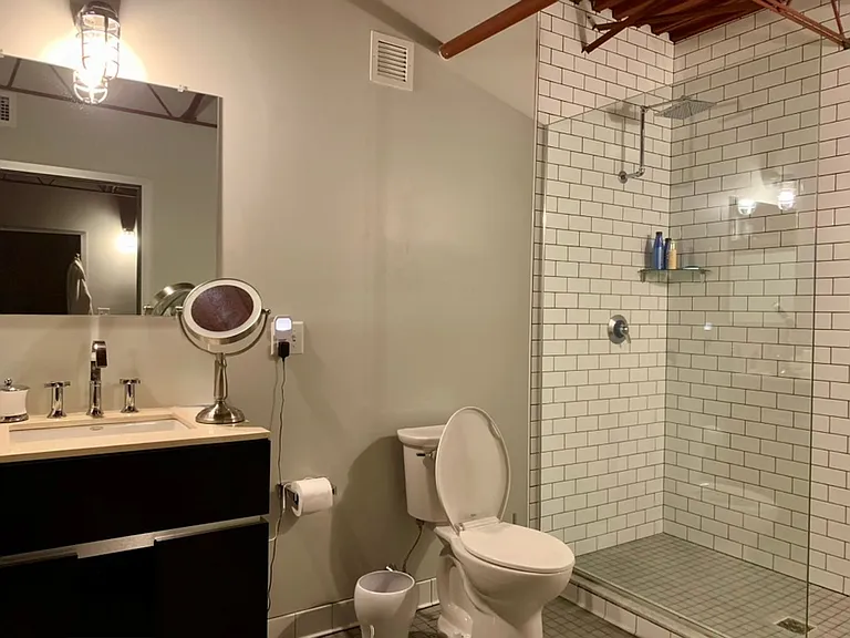 520 Seneca St — Photo 53
