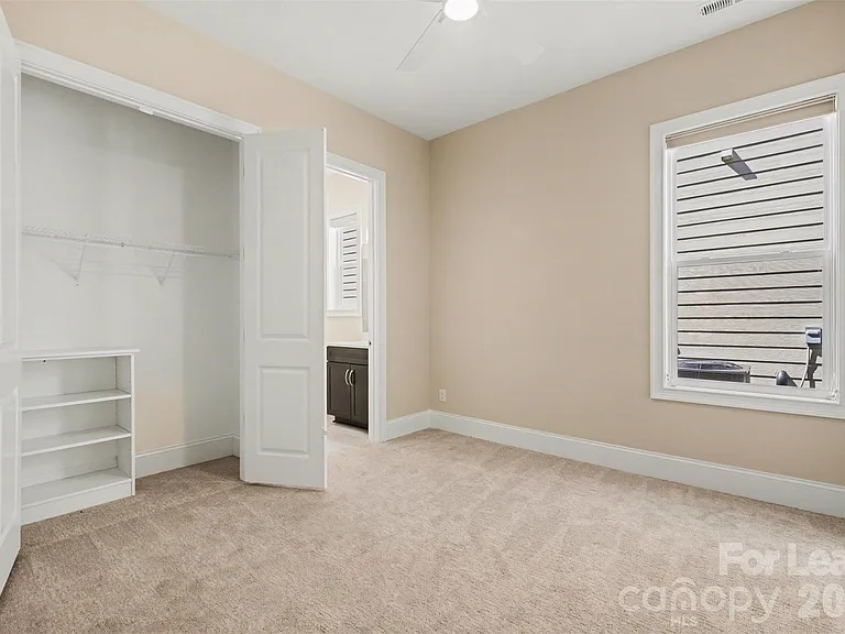 2026 Lake Como Dr — Photo 22