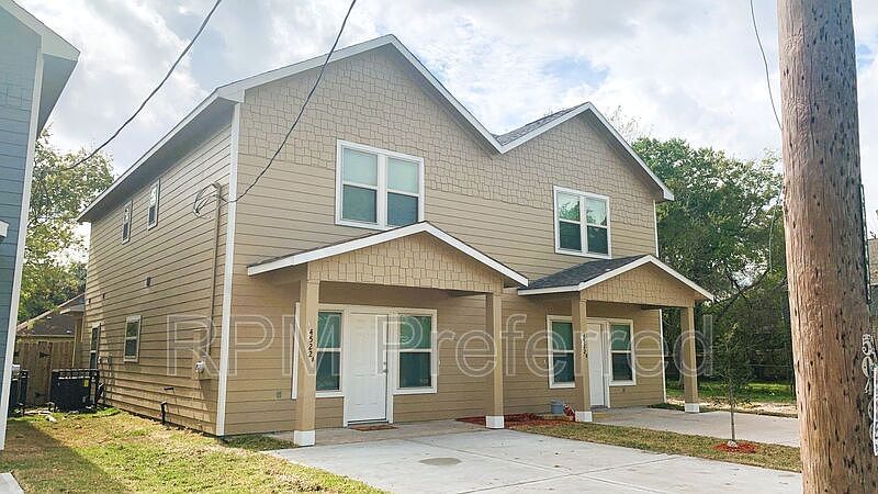 1st image of 4522 Mayflower St #A