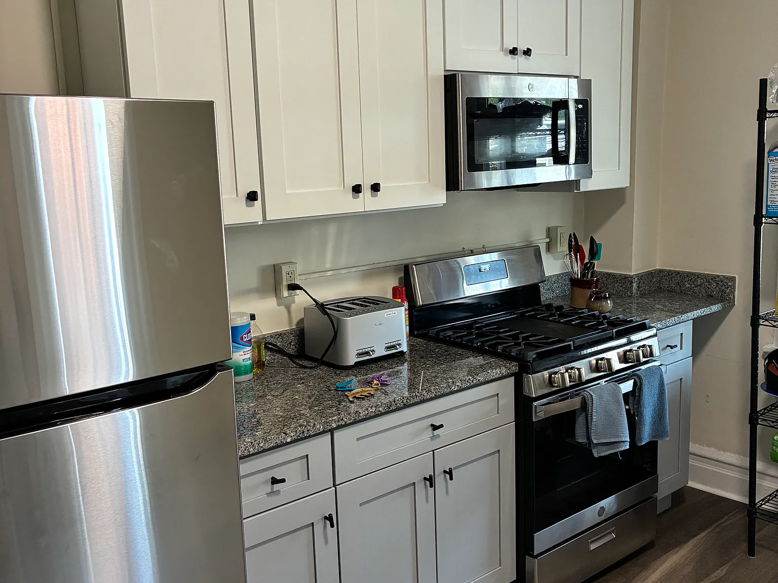 5 bed, 1.5 bath, 1918 sqft, $3,450 — Photo 4
