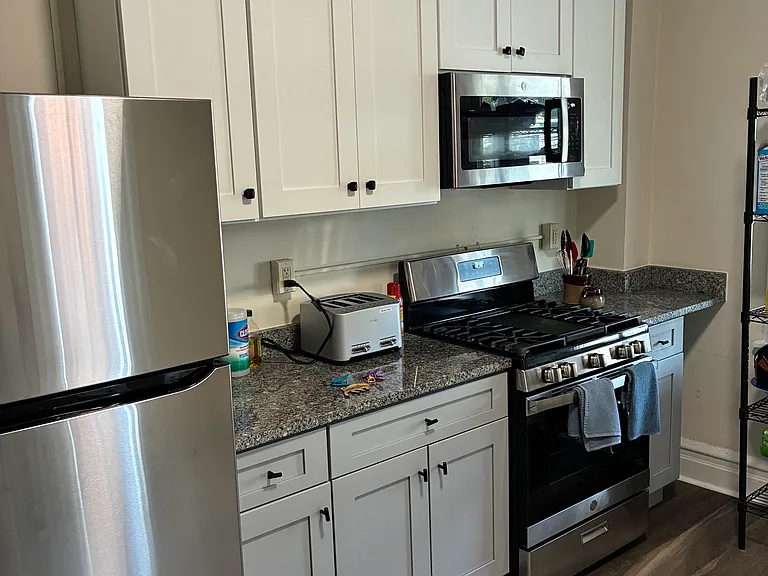 432 Birkel Ave — Photo 12