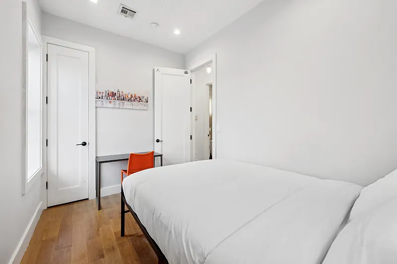 Building Photo - 67-2 60th St #3