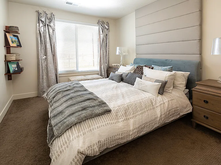 Artesian Springs Apartments — Photo 7