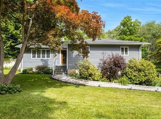 28 Mahopac Rd, Carmel, NY 10512