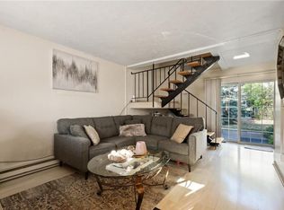 1531 American Blvd E APT 104, Bloomington, MN 55425