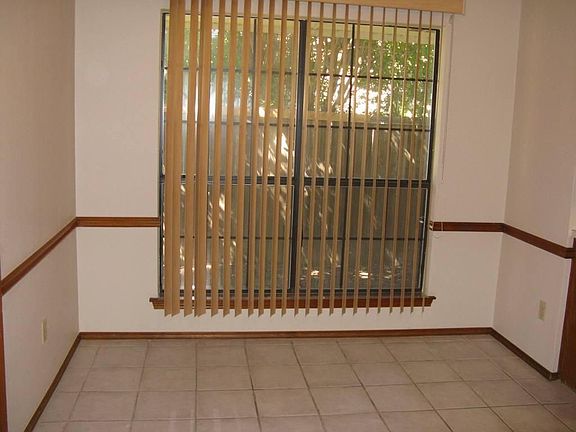 5th image of 1523 Rocky Point Dr
