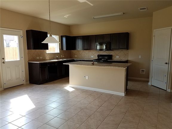 4th image of 1711 Atlantica St