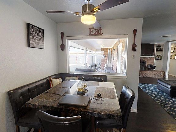 5th image of 508 W Silver Dr