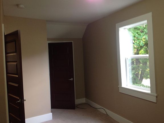 5th image of 212 Linwood Ave