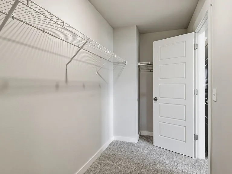 281 Casper Dr — Photo 32