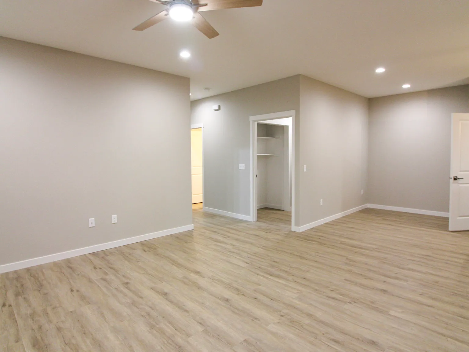 3 bed, 1328 sqft, $2,250 — Photo 4