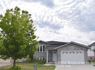 2167 McKay Ave, Windsor, ON N9B 3X4
