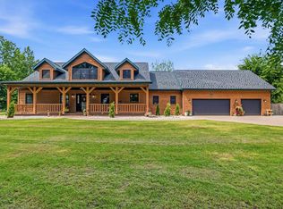 4526 Kolb Rd, Oshkosh, WI 54904