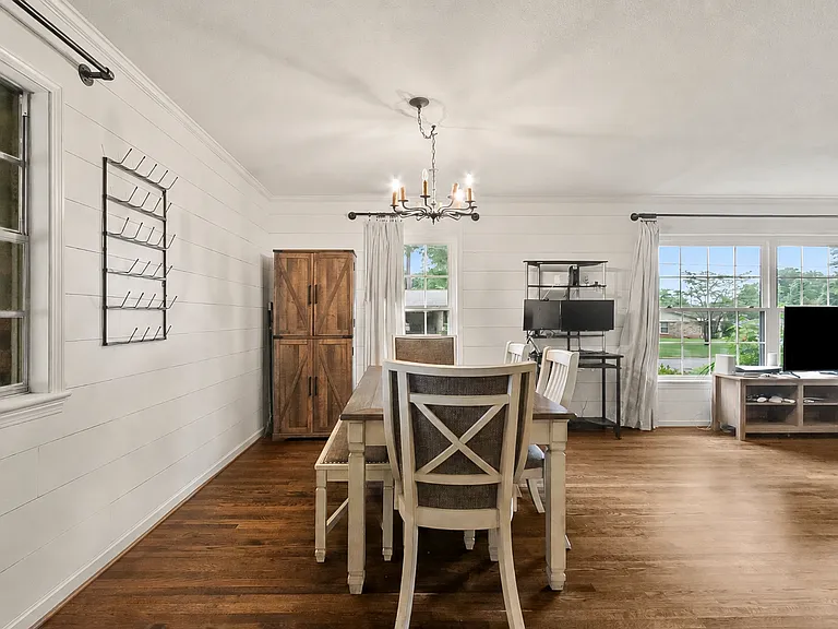 3836 Blackberry Ln — Photo 4