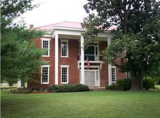 360 Main St, Pocahontas, TN 38061