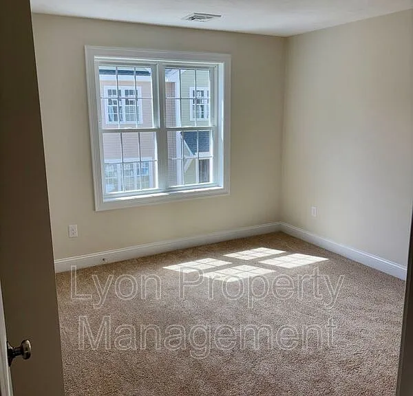 25 Johnson St #A — Photo 16