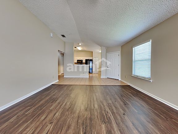 3rd image of 1851 Pineta Cove Dr