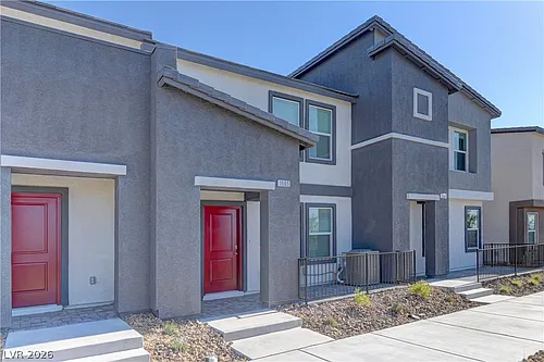 1505 Pamela Springs Ln Photo 1