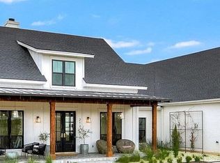 2200 Brookhollow Rd, Efland, NC 27243