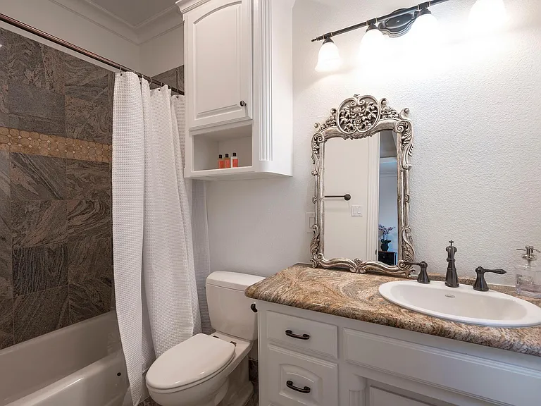 1824 Broken Bend Dr — Photo 31