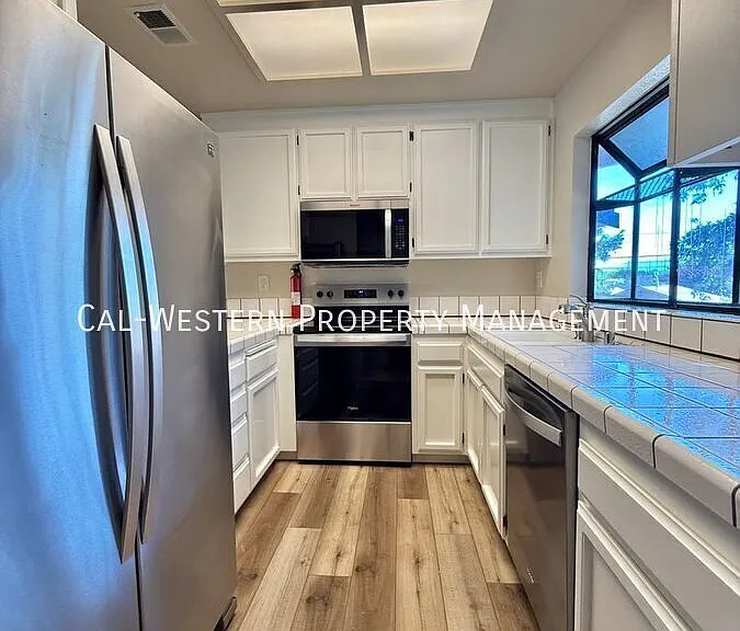 1400 Bowe Ave #1607 — Photo 1