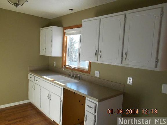2nd image of 12852 Belle Aire Dr