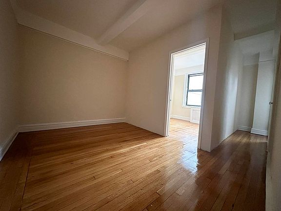 3rd image of 455 W 34th St #10CF